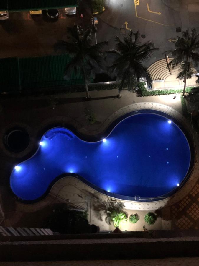 Beach Resort Home Stay Sri Sayang Apartment Batu Ferringhi 2Bedroom Luaran gambar